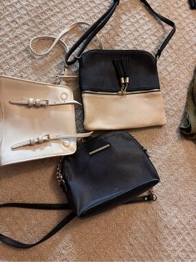3 Crossbody bags in good condition